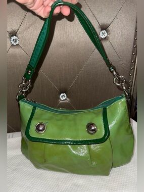Green patent leather Coach Poppy handbag